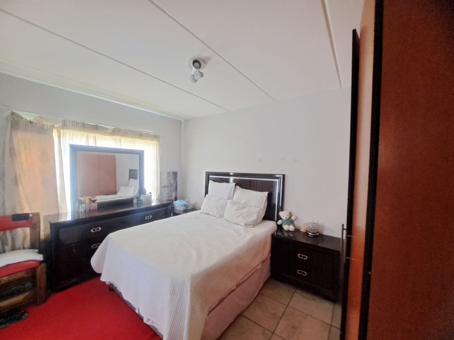 3 Bedroom Property for Sale in Waterval East North West